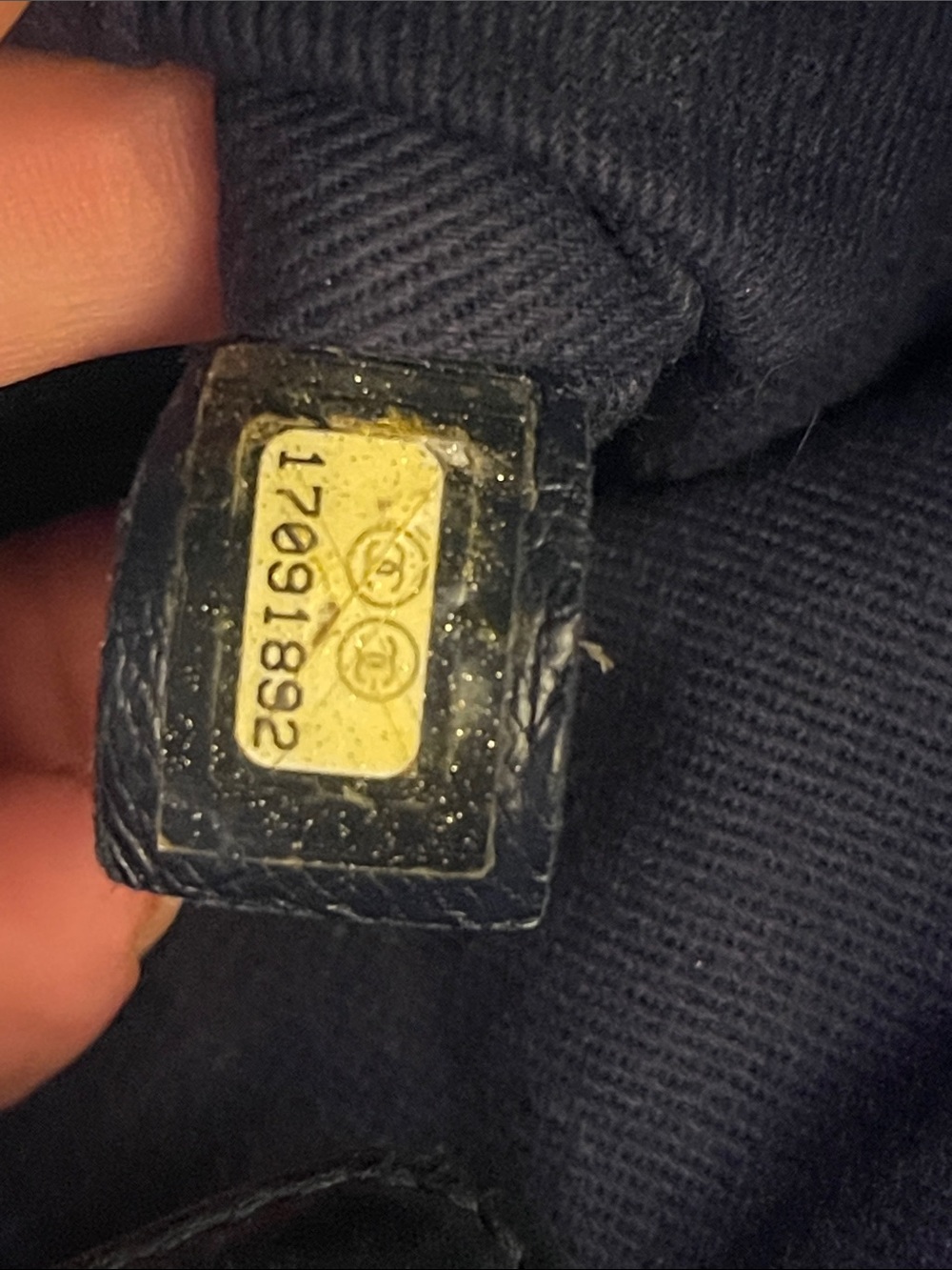 Chanel shopping tote - Picture 10 of 12